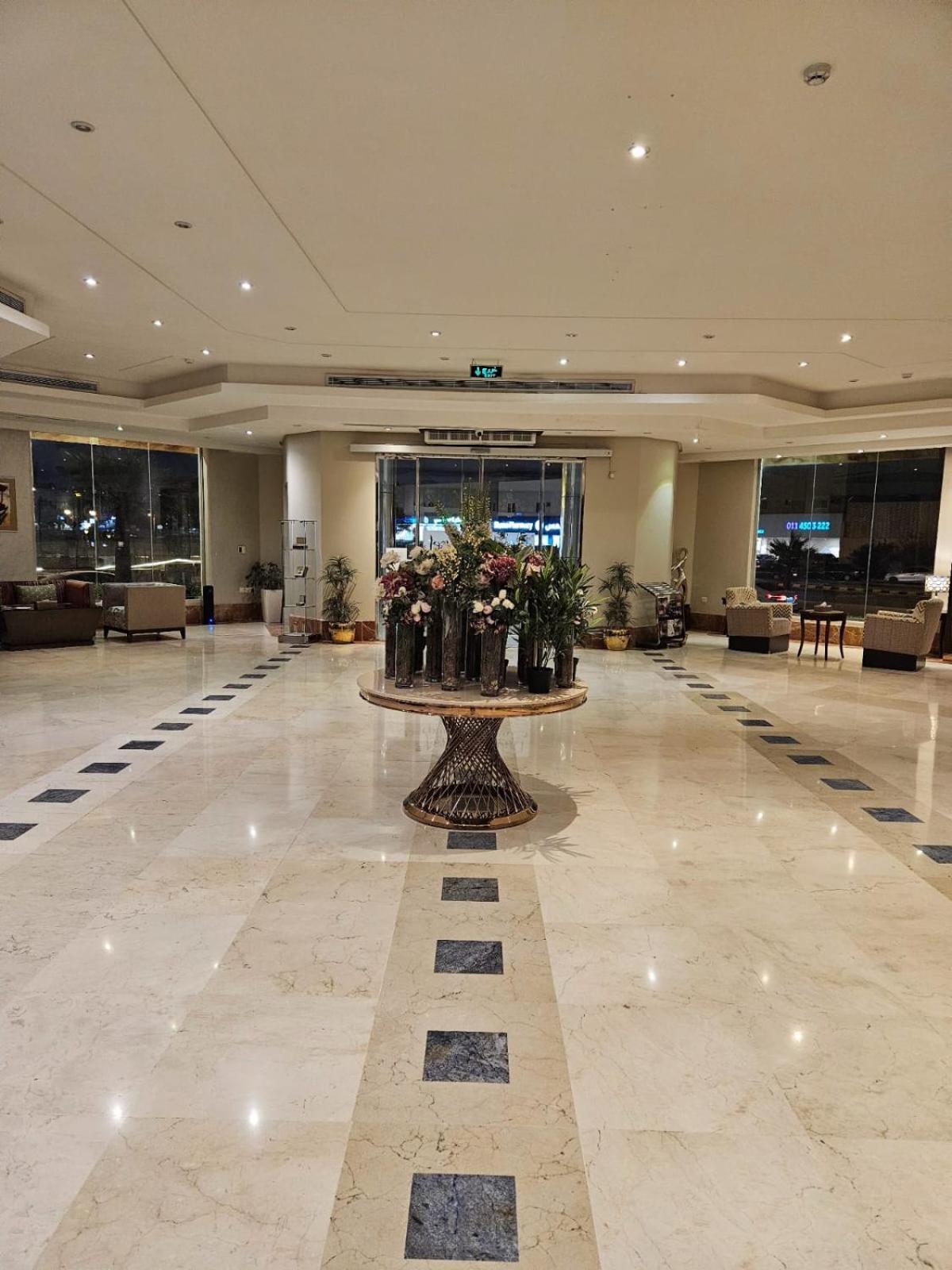 Duset Hotel Suites Riaad Buitenkant foto
